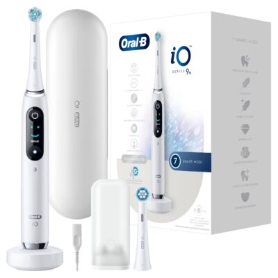 Oral-B - Elektrische Zahnbürste 'iO Series 9 + Lade-Reiseetui' in Weiß